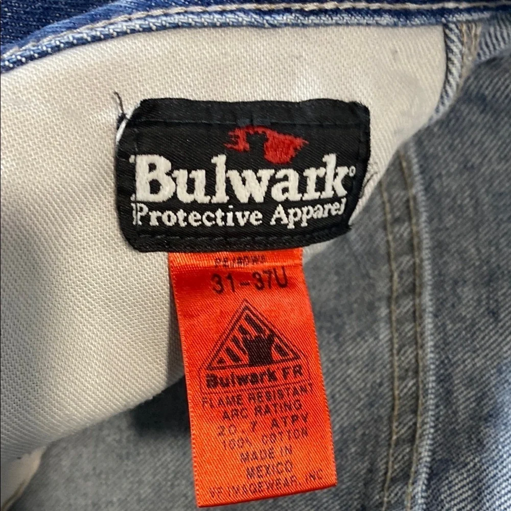 Bulwark FR Relaxed Fit Workwear Jeans Blue Utility Pocket Durable Denim Waist 31
